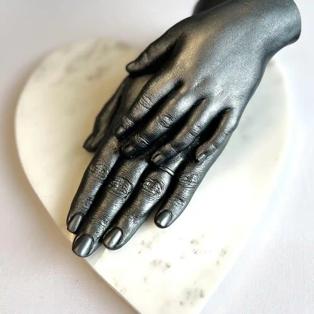 END OF LIFE AND MEMORIAL CASTS